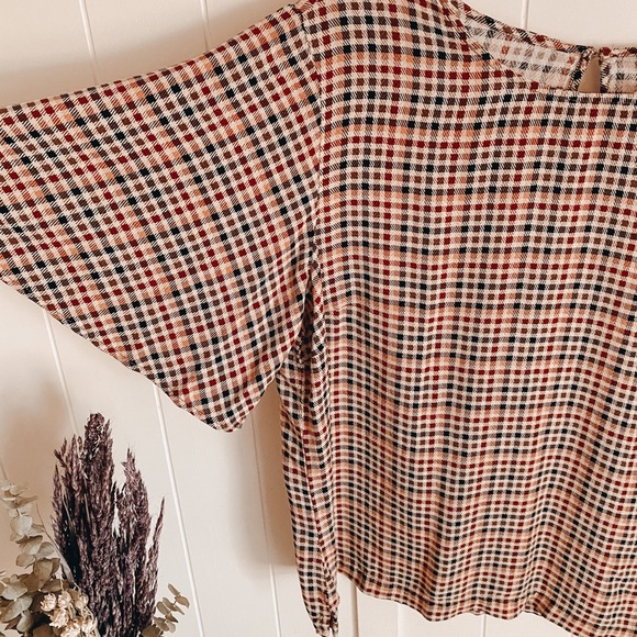 Blouse - Picture 2 of 3